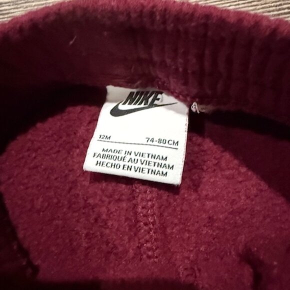 Nike 6-12 Months Sweatshirt and Sweatpants Set - Picture 5 of 9